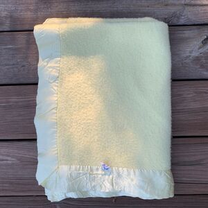 Kozee Komfort Vintage Baby Thermal Soft Nylon Satin Edge Blanket Blankie Yellow